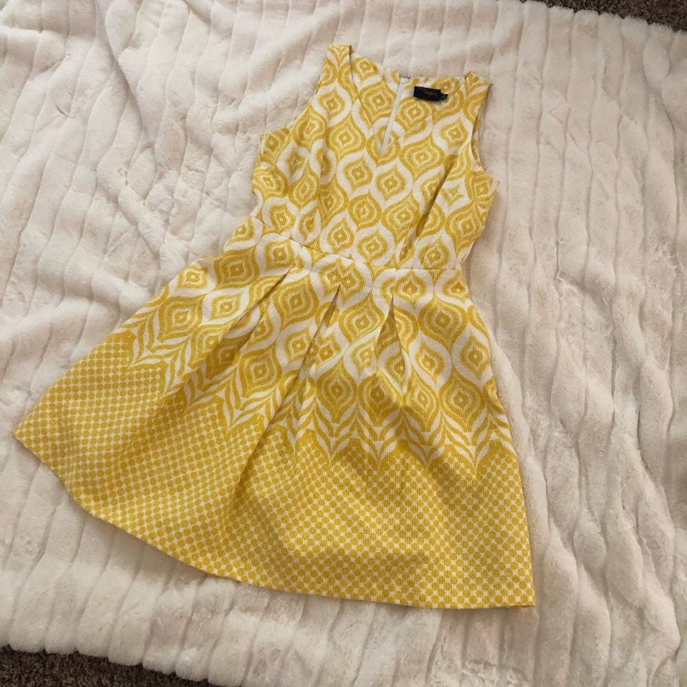 Just...Taylor Dress - Picture 2 of 6